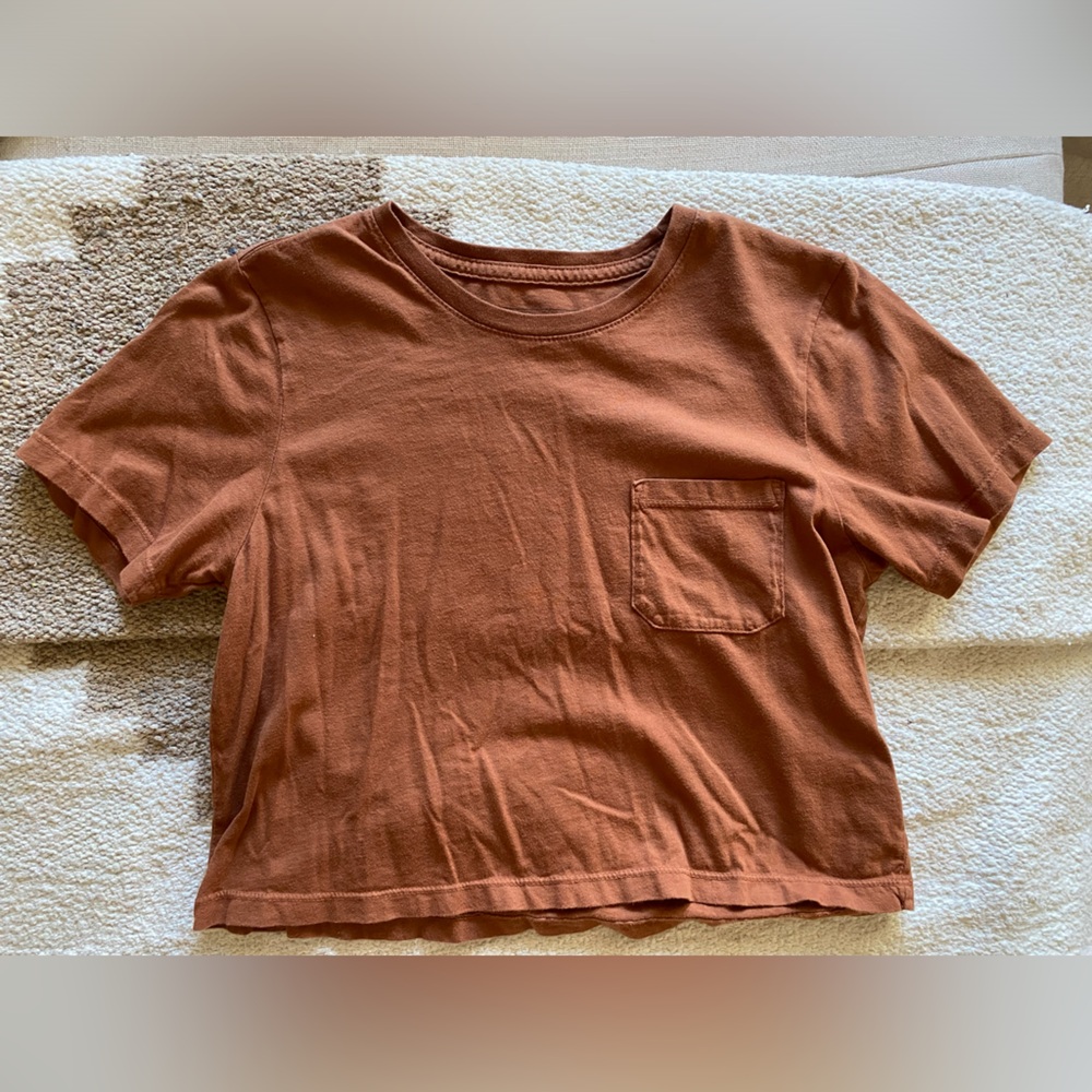 Richer Poorer boxy crop tee